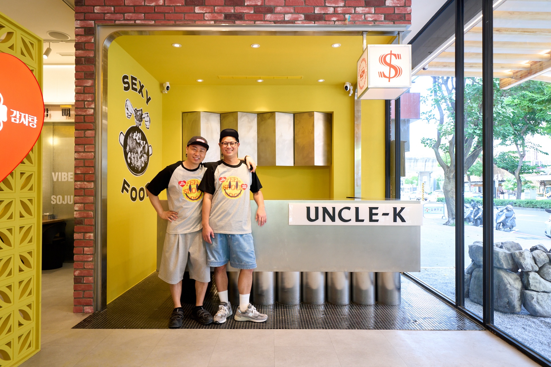 創辦人：宋元燮（左）、Jeremy（右）